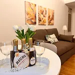 Your Place In Rome Apartments