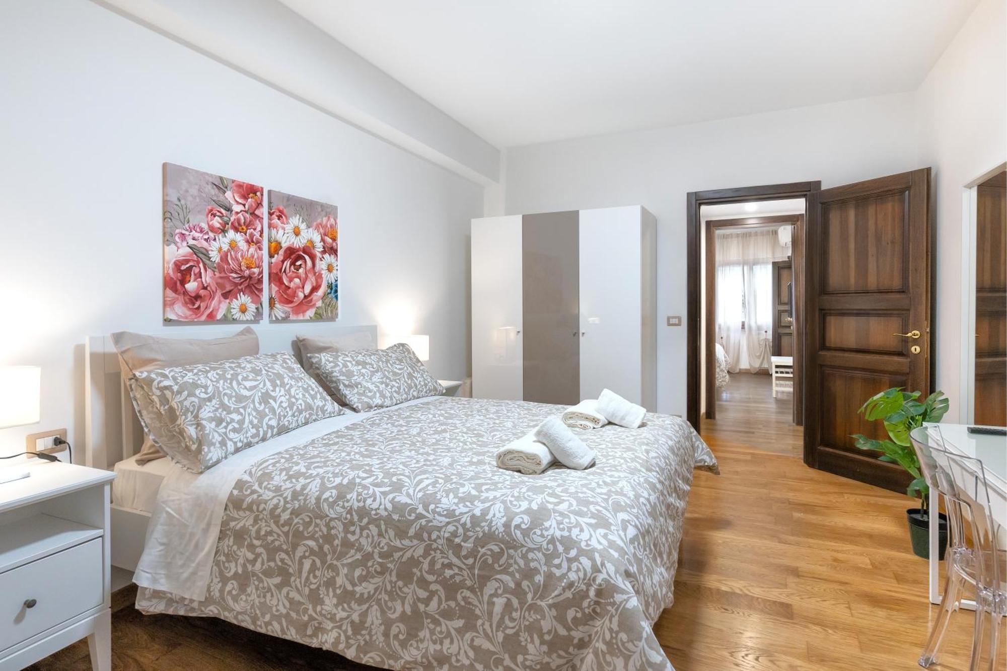 Your Place In Apartment *