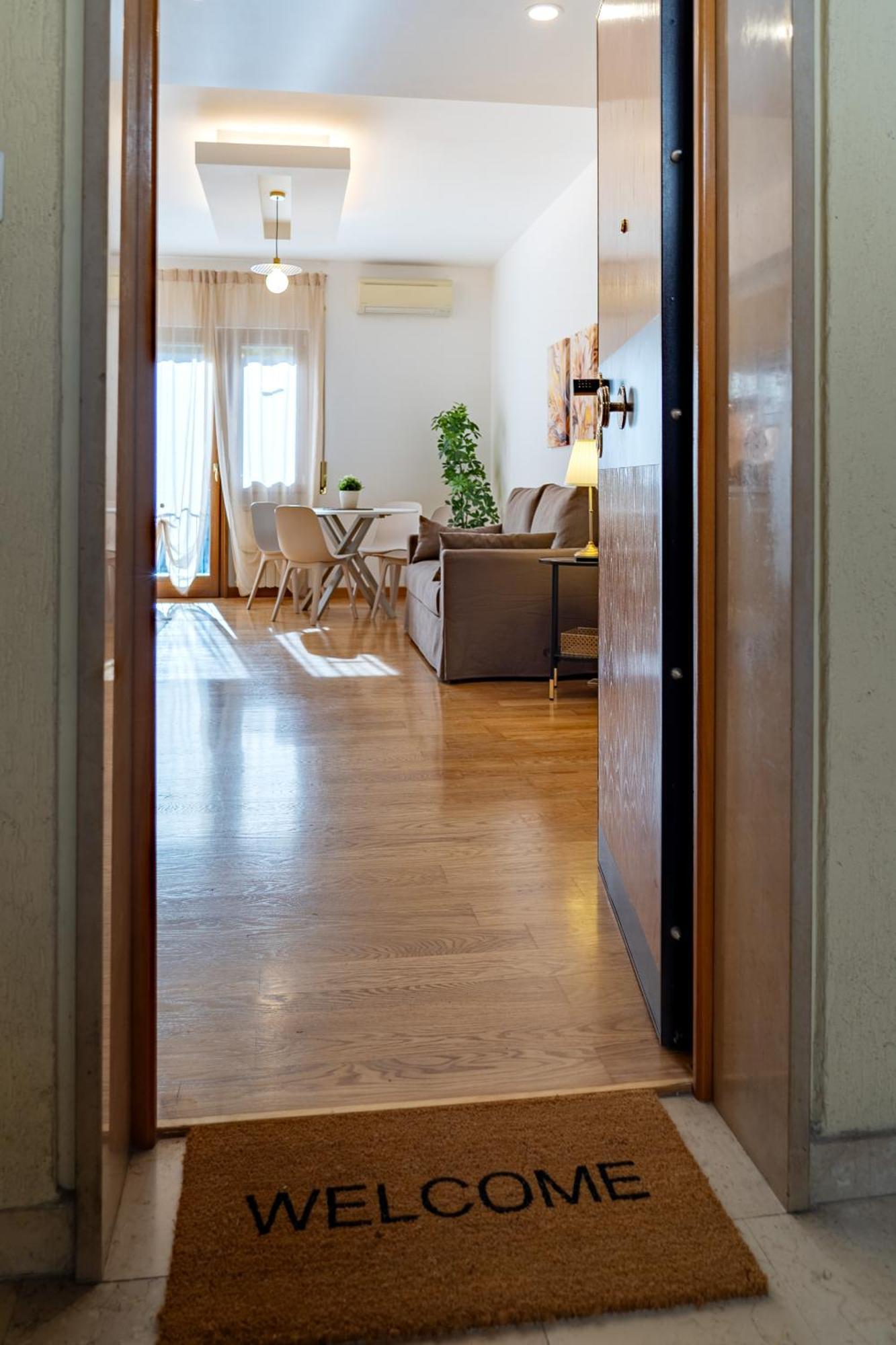 Apartment Your Place In